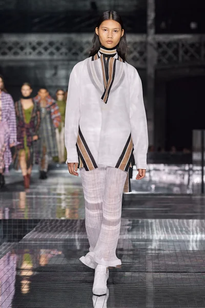 Look 72
